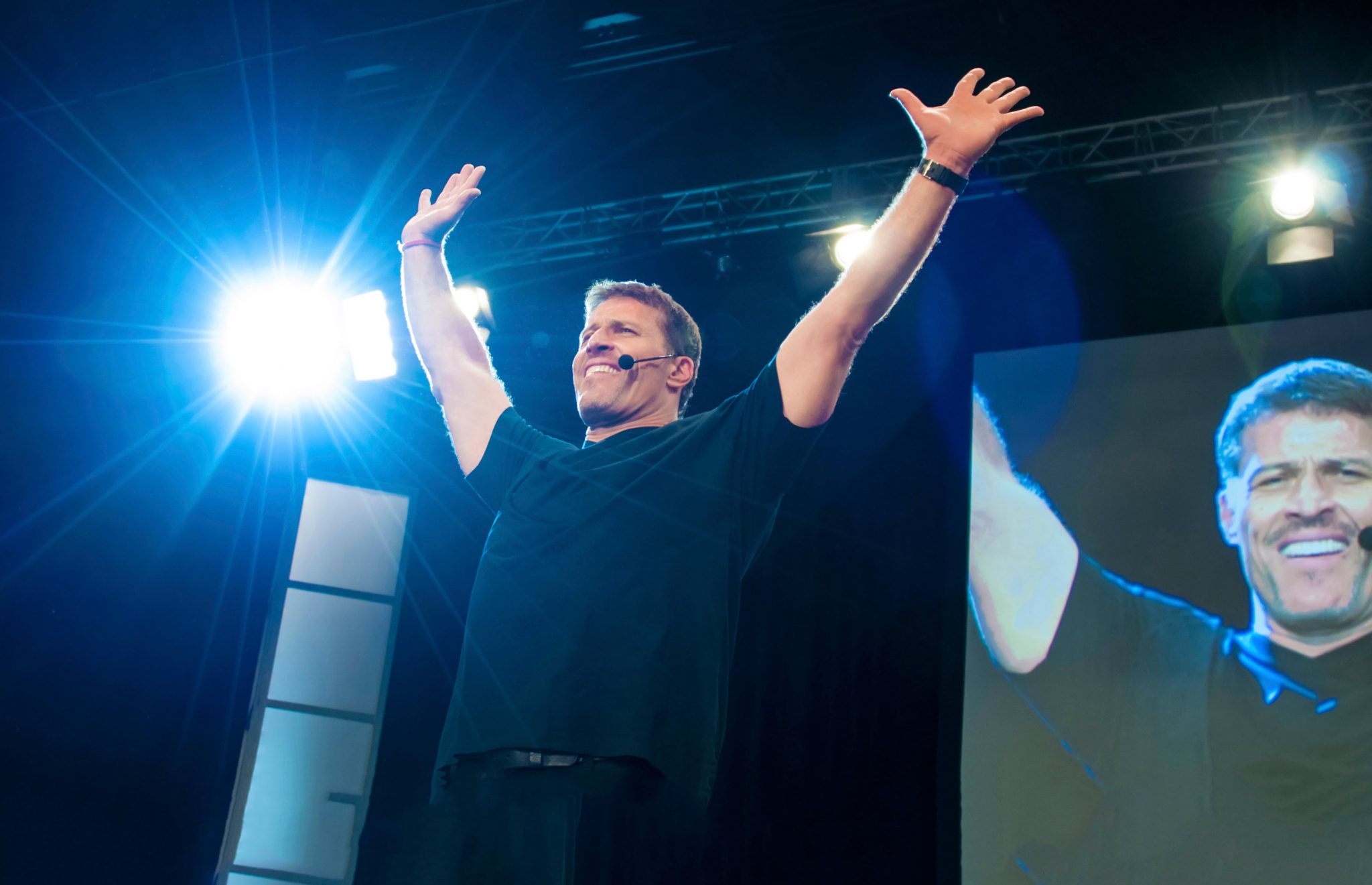 8 Things To Know Before Attending Tony Robbins Date With Destiny